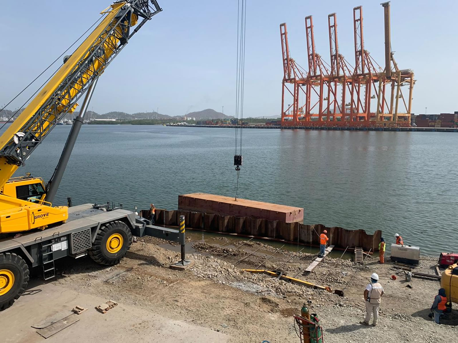 Muelle Terminal Marítima - Muelle Terminal Marítima (2a. Posición de Atraque)