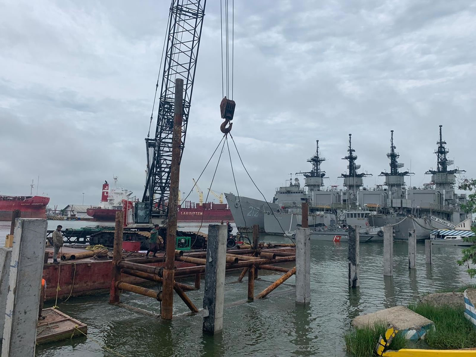 Muelle Marginal - Cimentación Profunda para Muelle Marginal